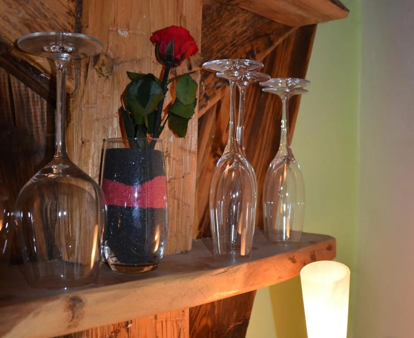 Appartement Candle Light - Zwei Zimmer Ferienwohnung Mit Netter Sonnenterrasse Bad Fussing Apartment